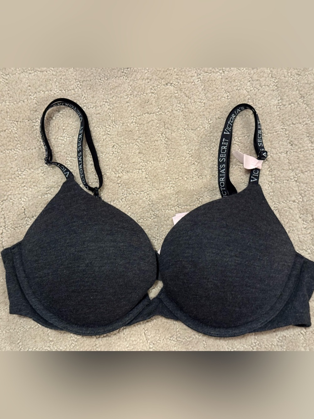 New!!!Victoria's Secret Charcoal Gray T-Shirt Bra
